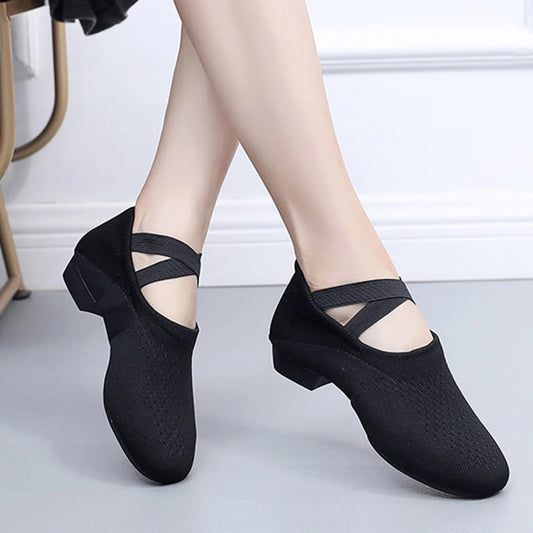 Women's Breathable Ballet Dance Shoes  Soft Soles Comfortable Cheerleading Dancing Shoes